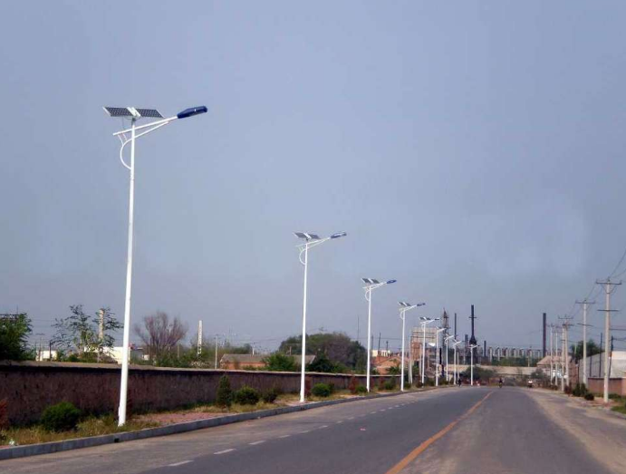  太陽能照明原理、組成及控制系統介紹.